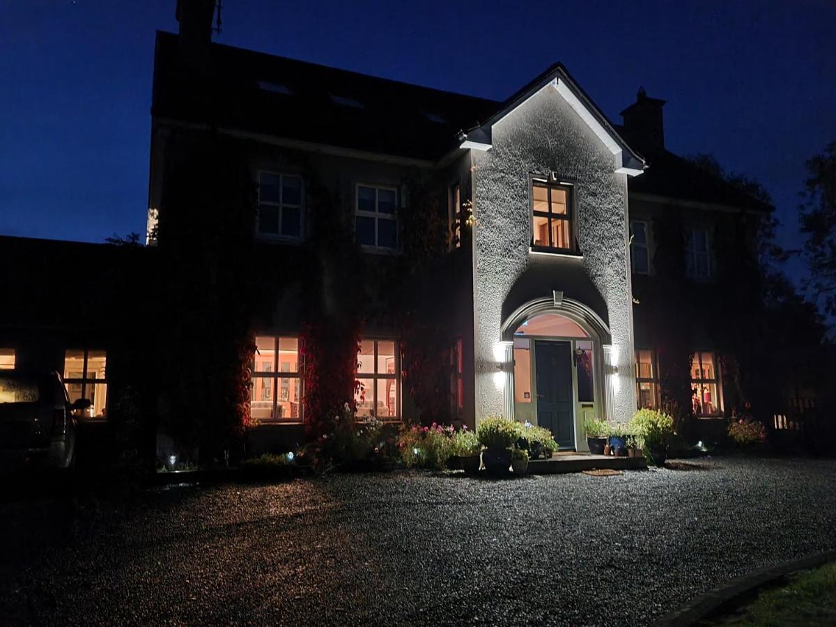 Hotel Lynster House à Monaghan Extérieur photo