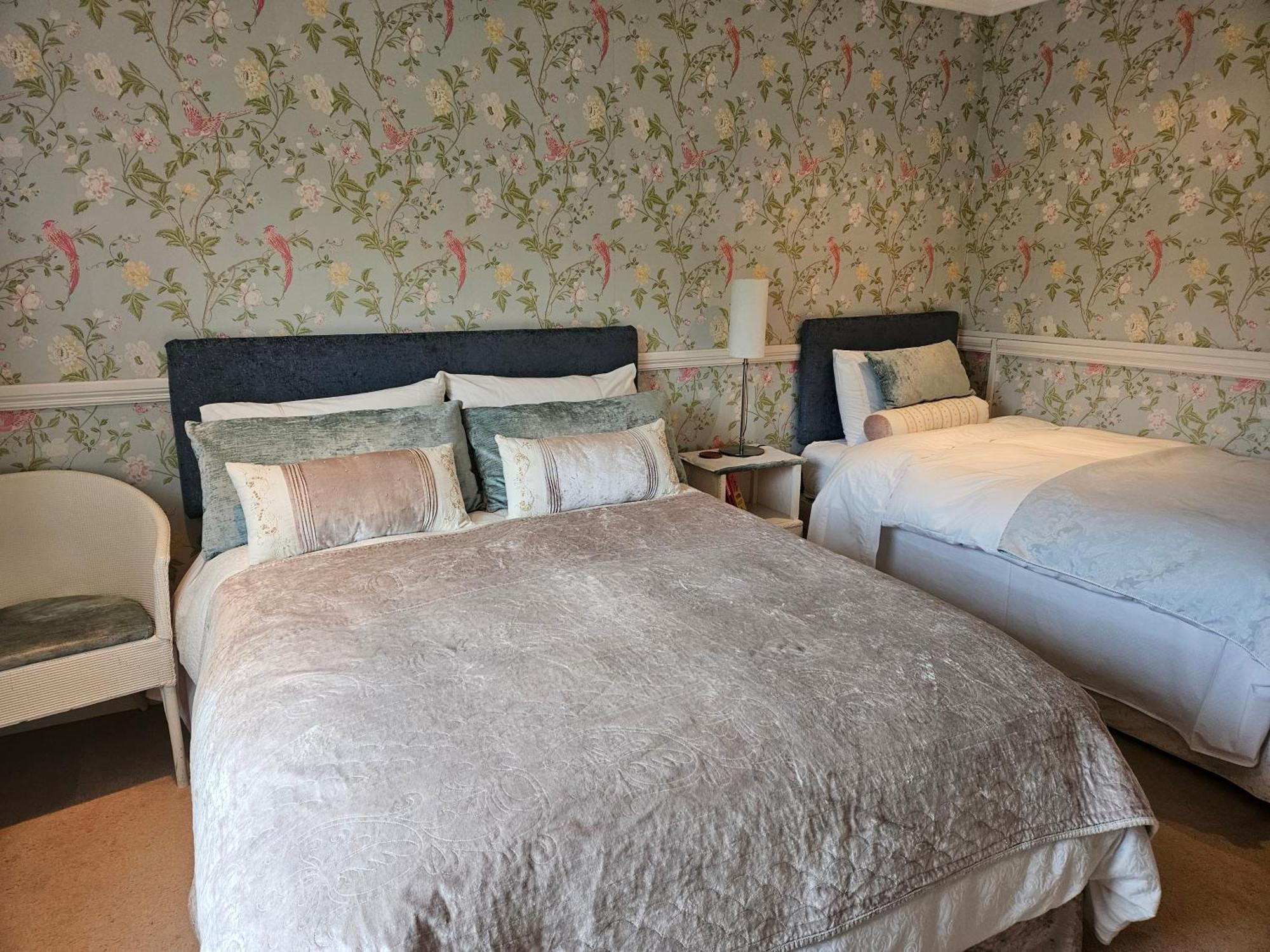 Hotel Lynster House à Monaghan Extérieur photo