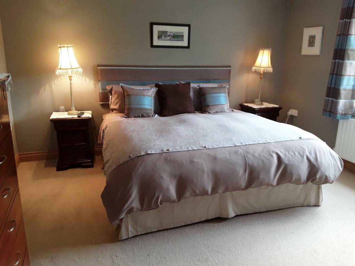 Hotel Lynster House à Monaghan Extérieur photo